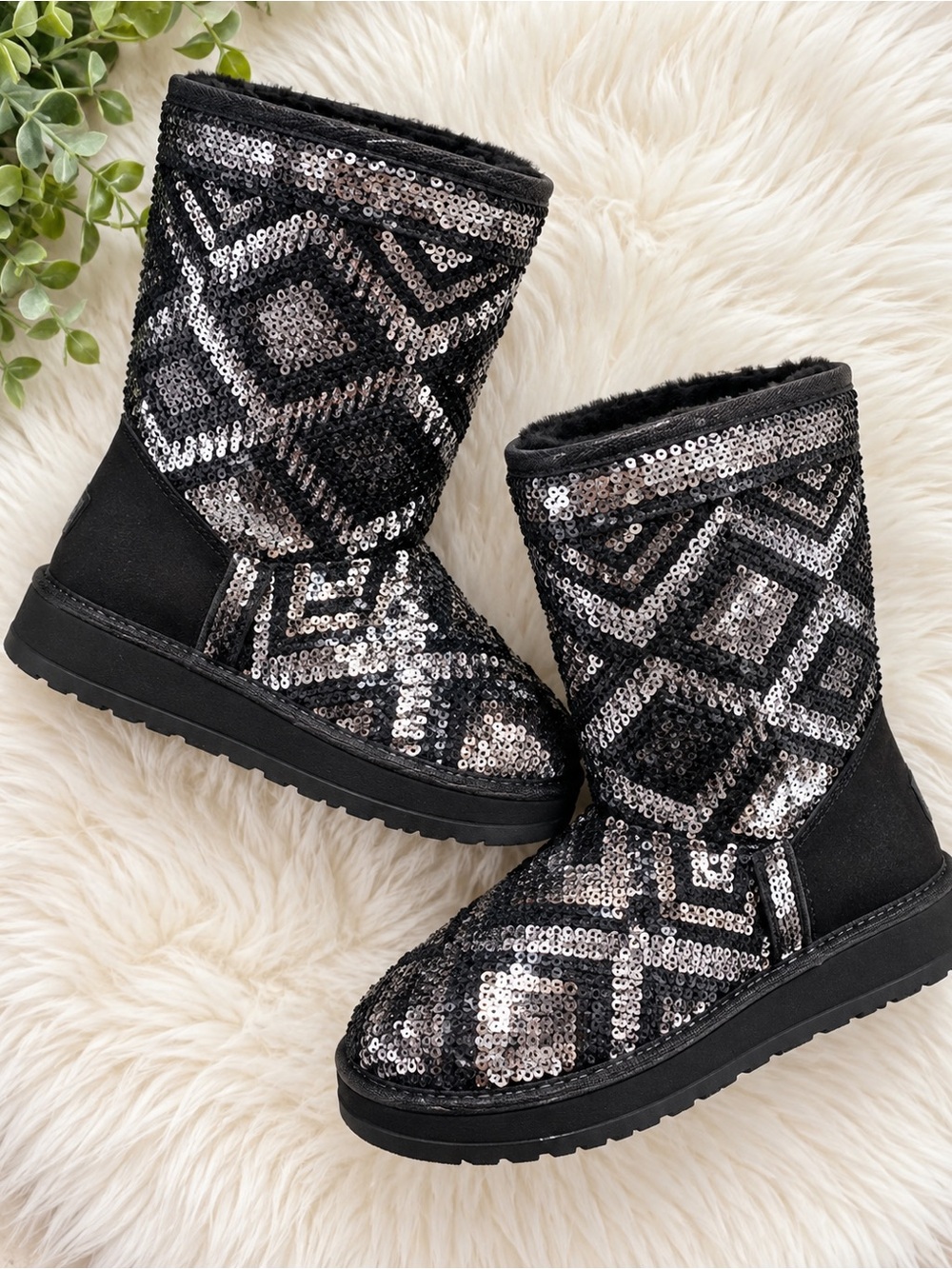 Justice Girls Black Silver Sequin Faux Fur Winter Boots Size 7 Big Girl